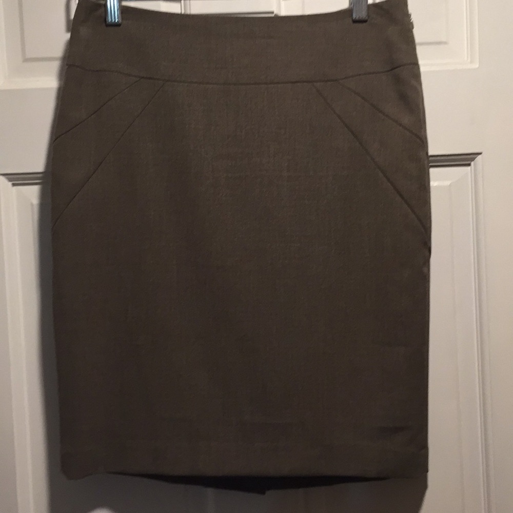The Limited Skirt